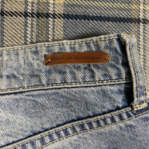 Anthropologie Pilcro Hyphen Jeans Raw Hem Cropped 29 - Picture 7 of 10